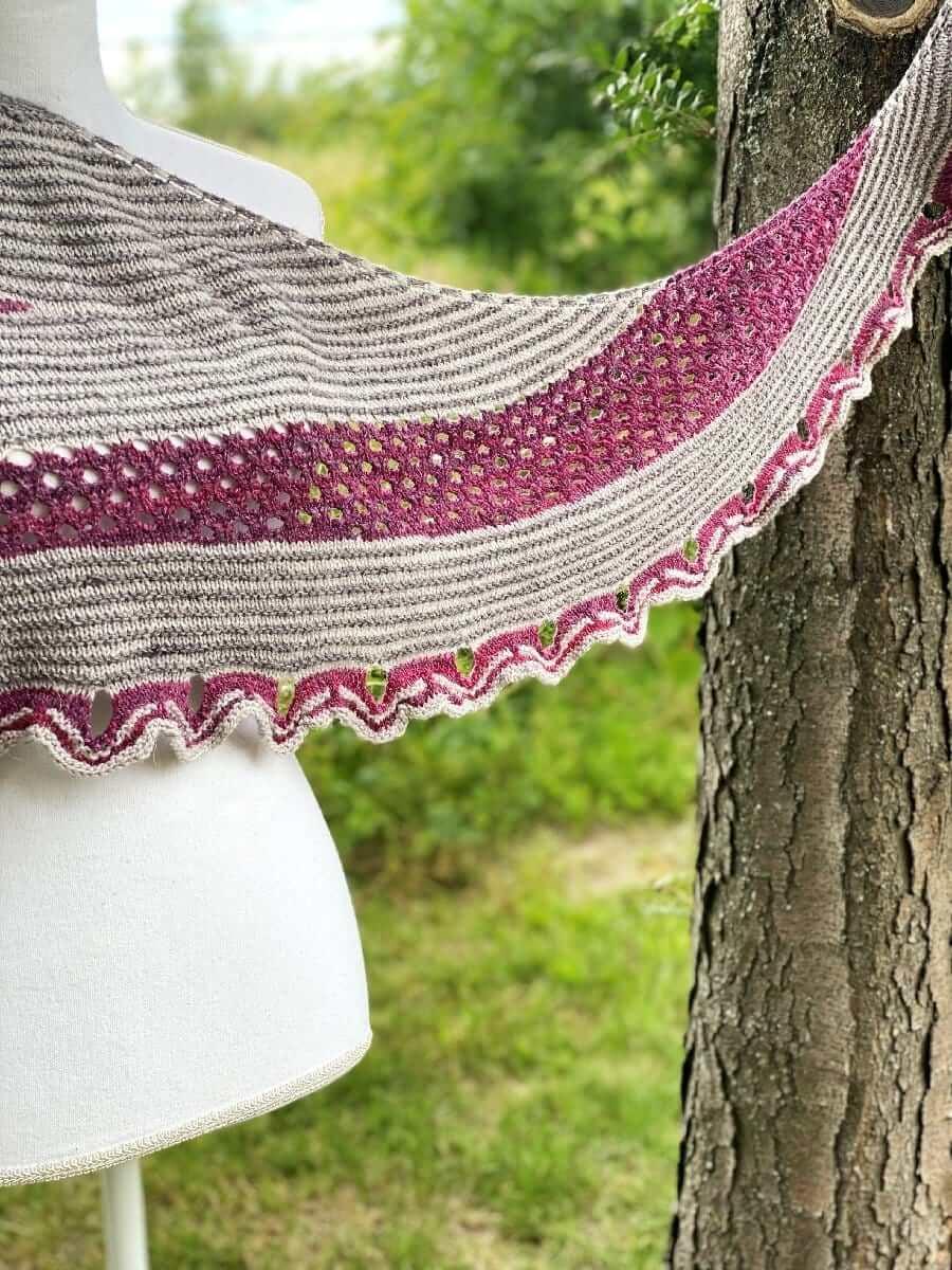 Belle de Jour Shawl Pattern - Image 3