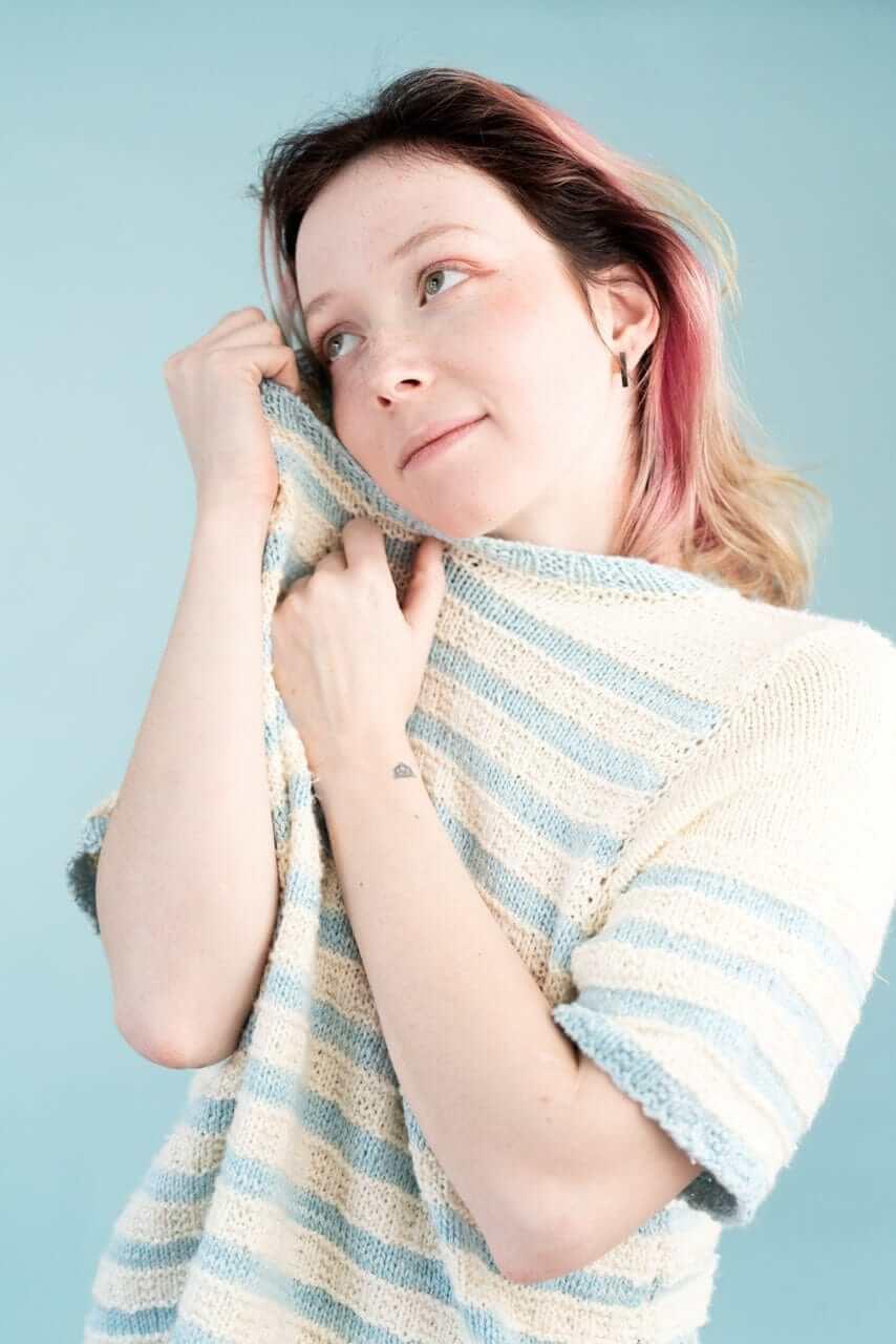 Blue Ribbon Knitting Pattern - Image 3