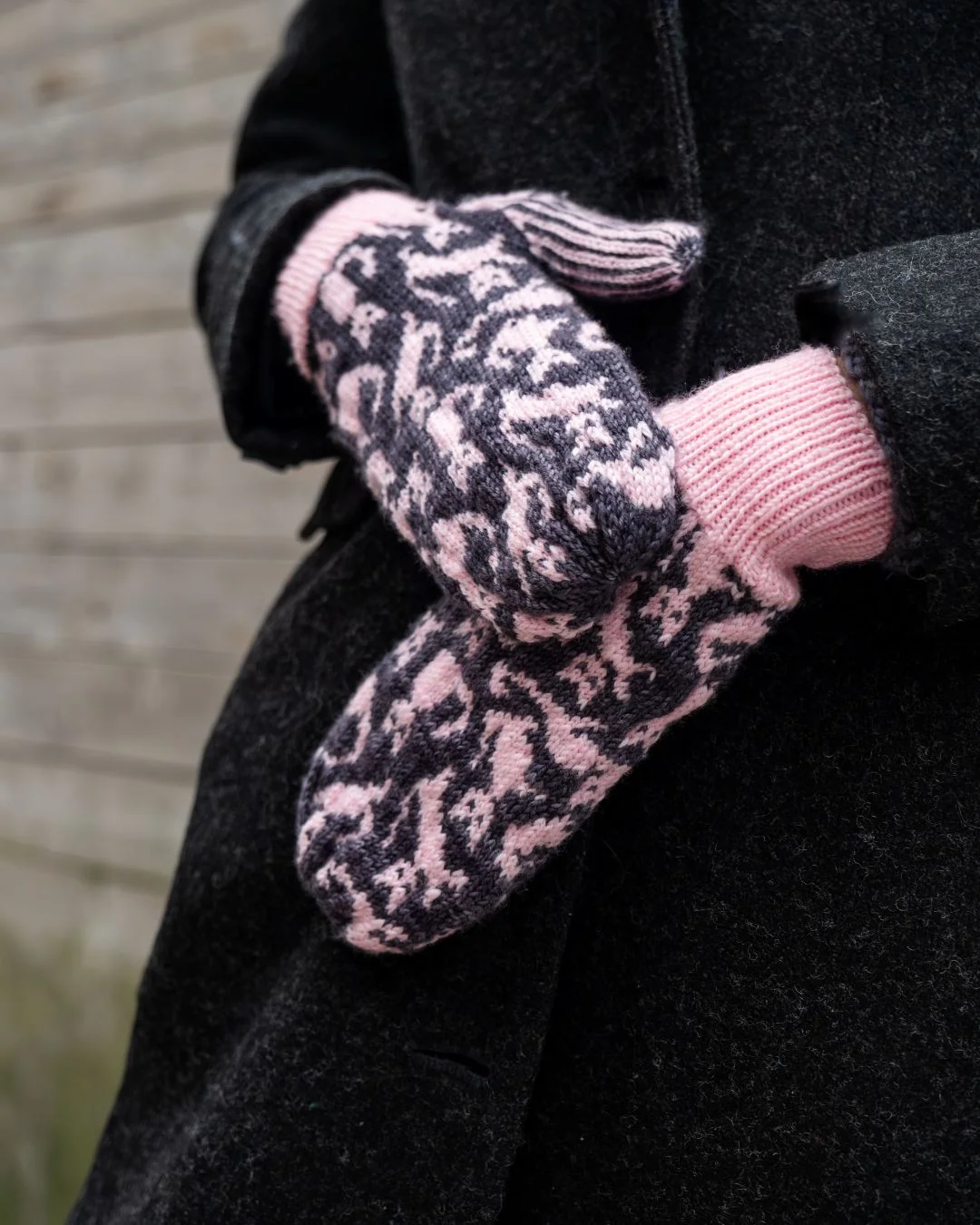 Chat-astrophe Mittens - Knitting pattern and Optional limited edition kit - Image 4
