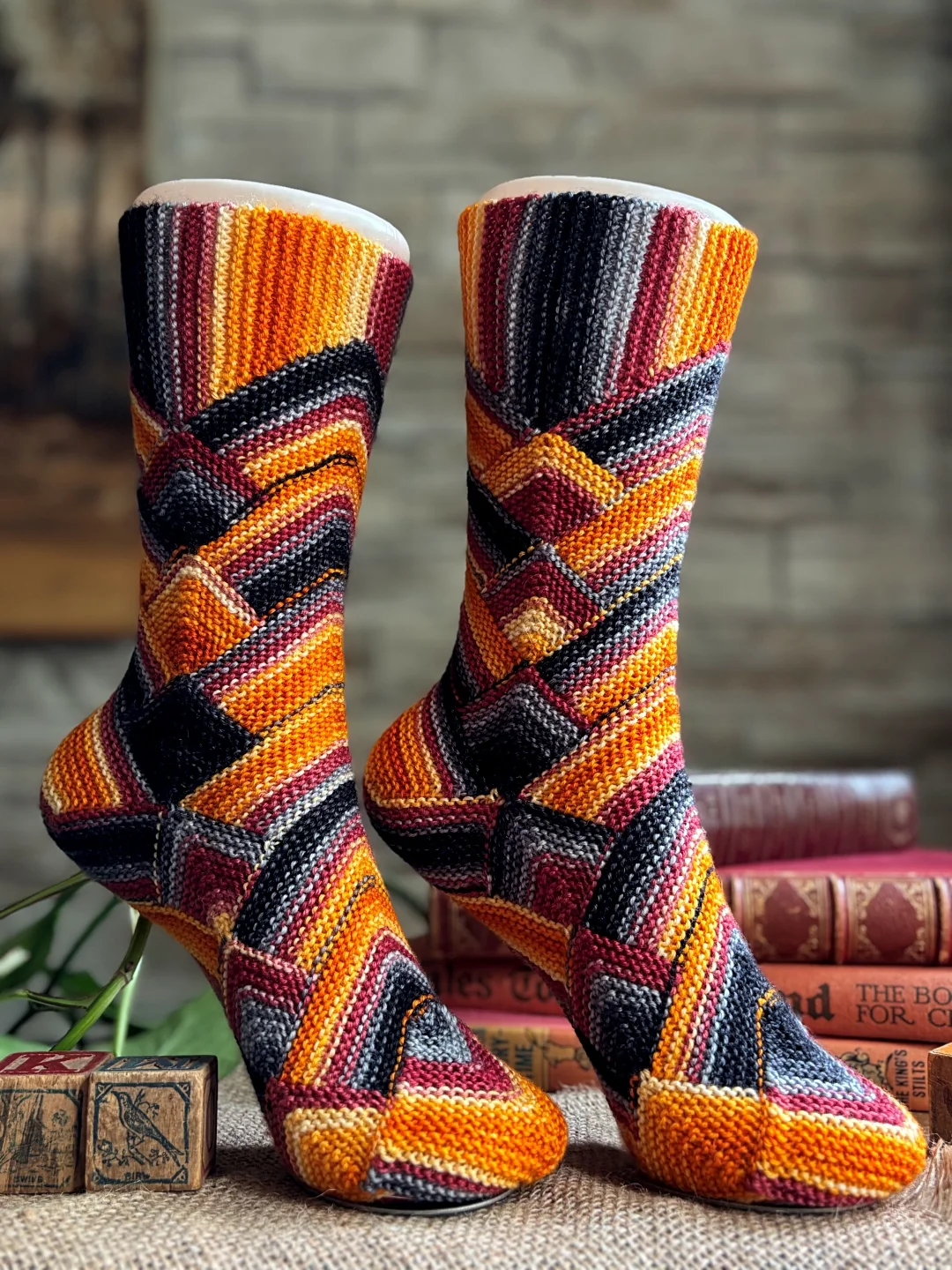 Concavity Socks | Knitting kit
