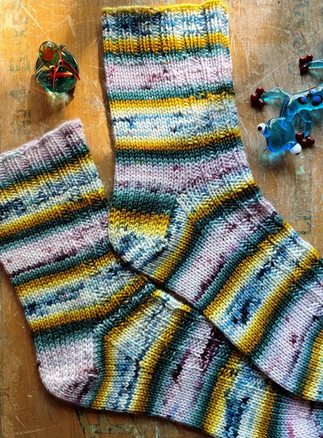 Crinkle Textured Socks | Knitting pattern and Optional kits - Image 2