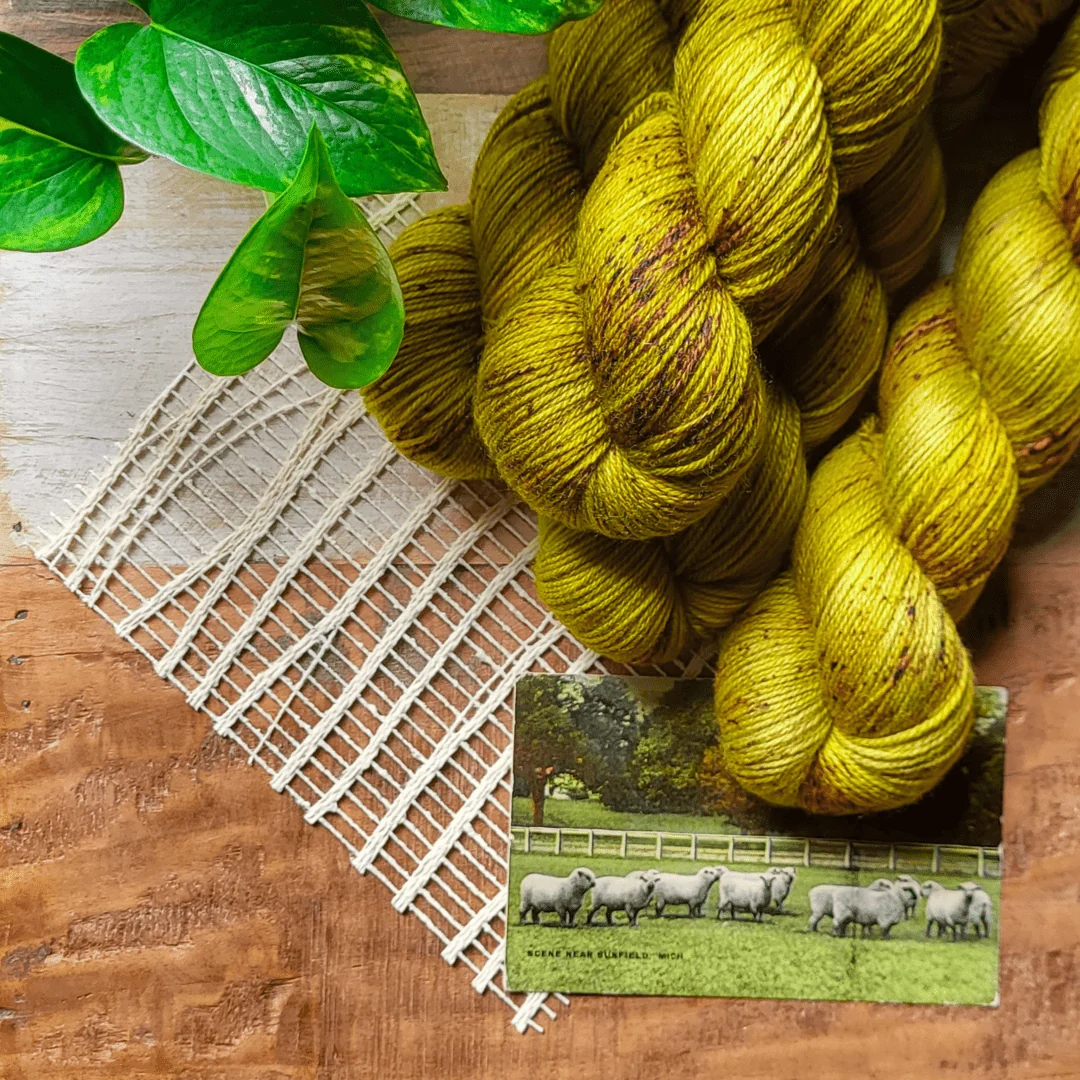 Diagonal Cable Stole | Knitting kit - Image 4