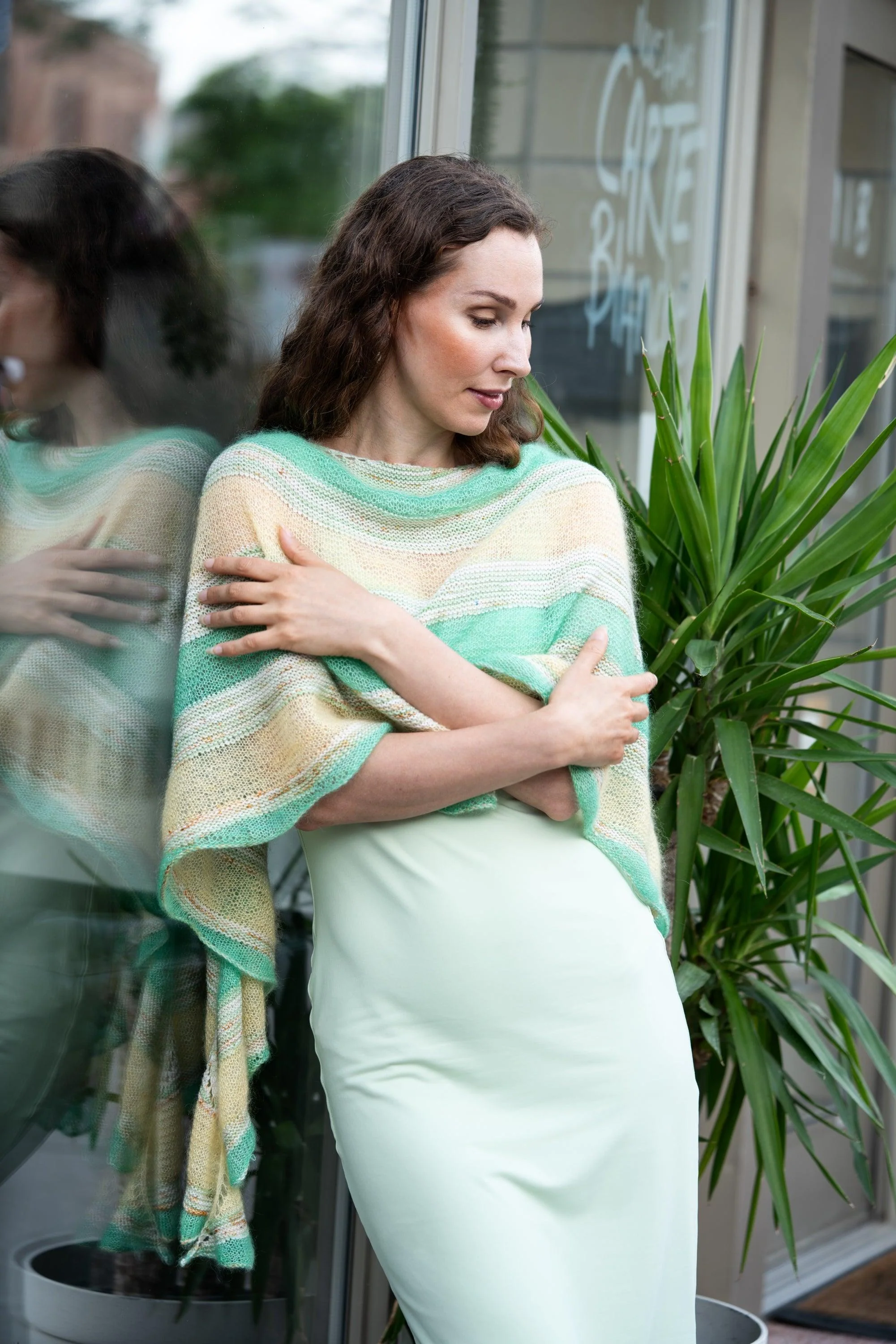 Echo Shawl - KNITTING KIT - Image 3