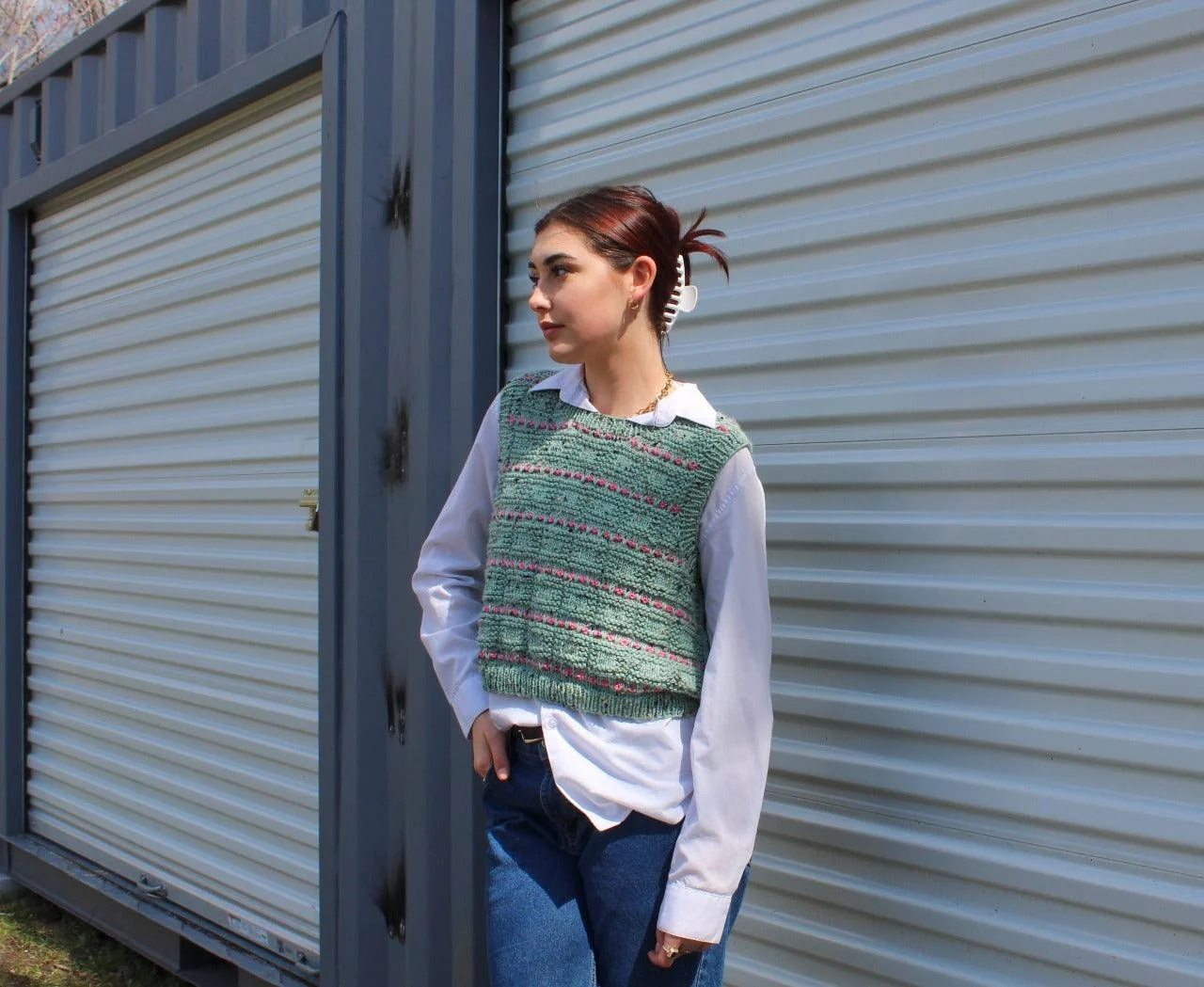Festive Biscuit Vest - KNITTING KIT - Image 3