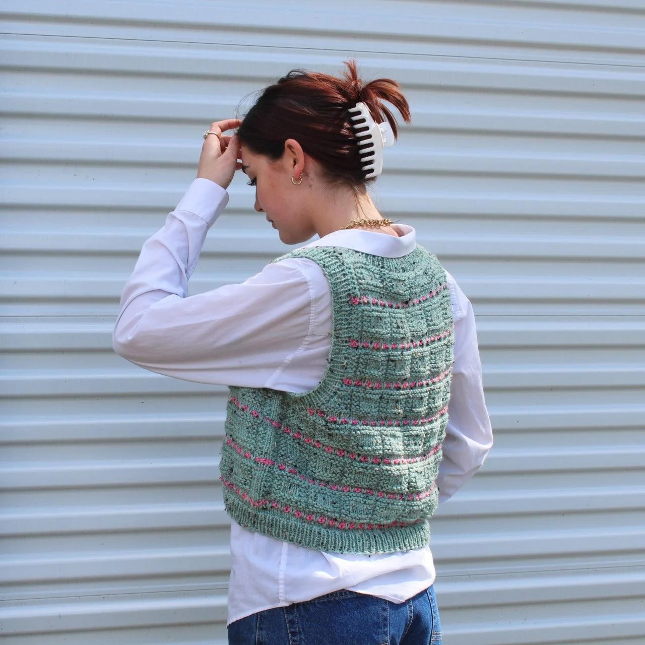 Festive Biscuit Vest - KNITTING KIT - Image 4