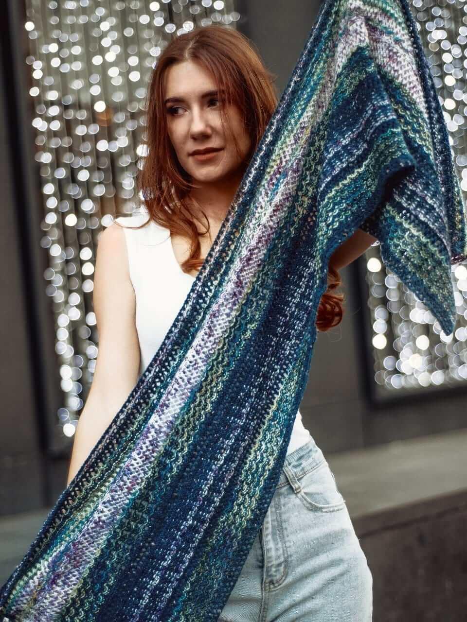 Knitting pattern wrap Fireflowers