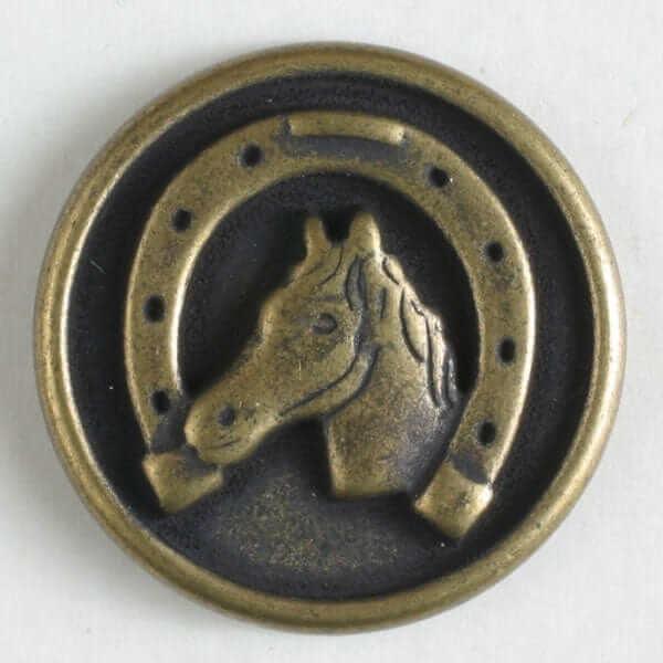 Antique metal button 3192