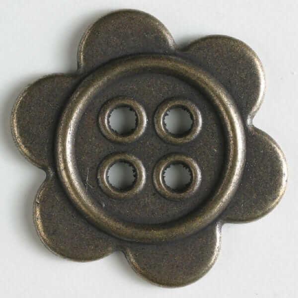 Antique metal button 3204