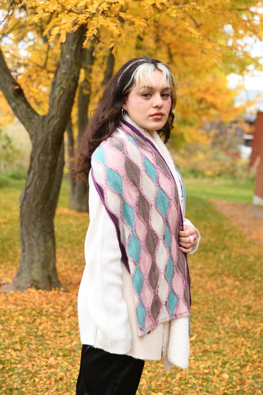 Garland of Stitches Wrap - KNITTING PATTERN - Image 2