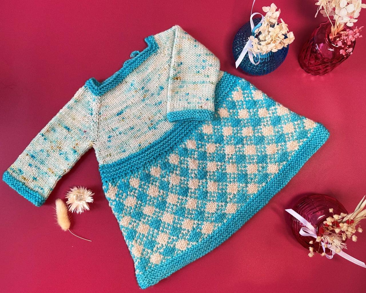 Girls Diamond Dress - KNITTING PATTERN