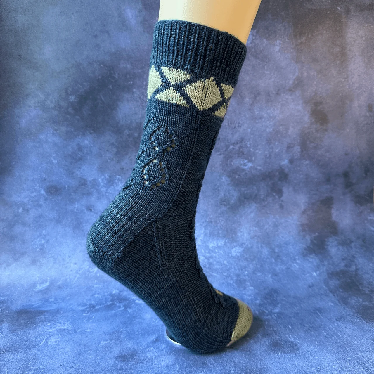 GRIFFITH OBS Sock Pattern - Image 7