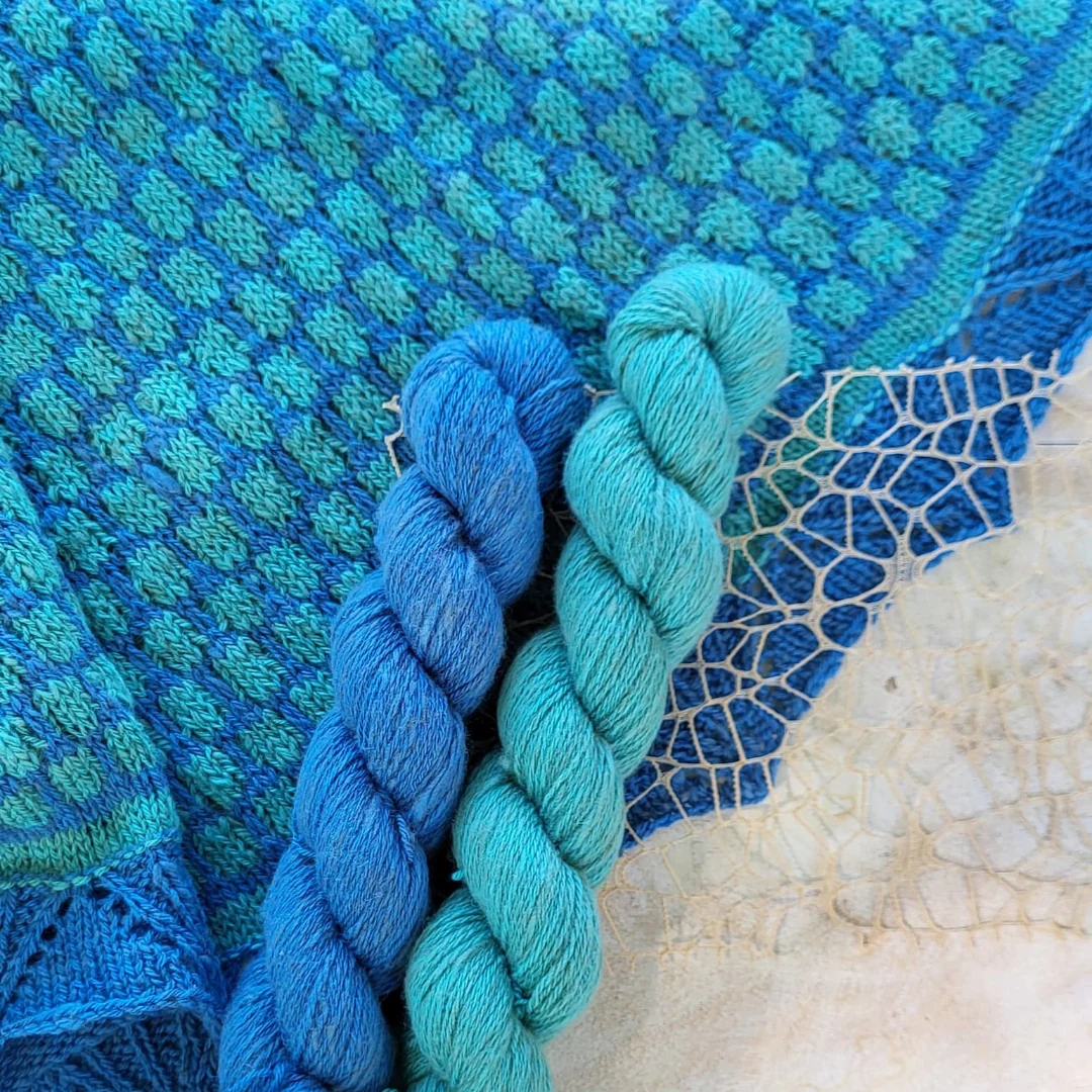 Guanaco Argentino Shawl | Knitting pattern and Optional Kit - Image 8