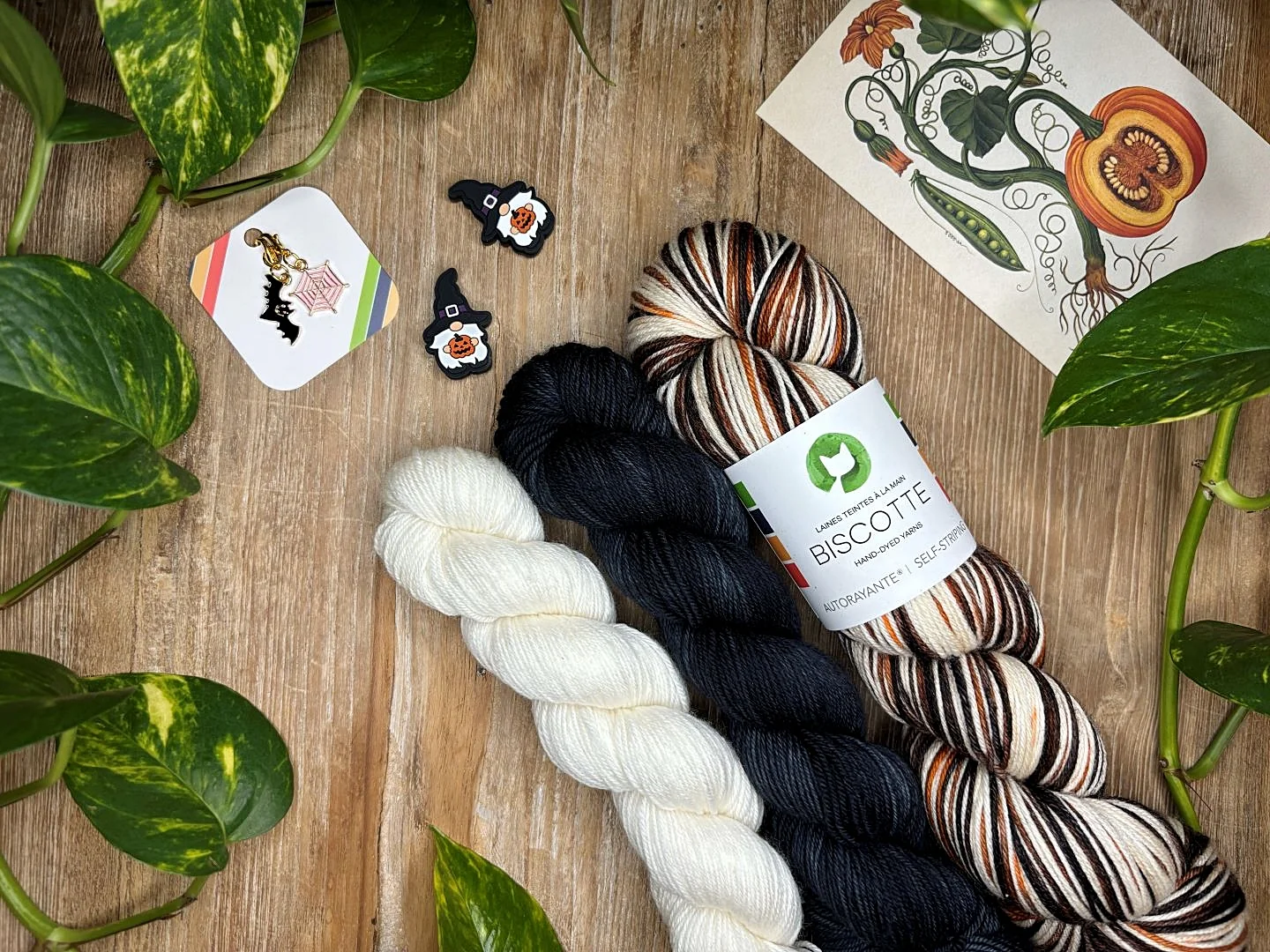 HalloWeb Socks | Knitting pattern and Optional kits - Image 9