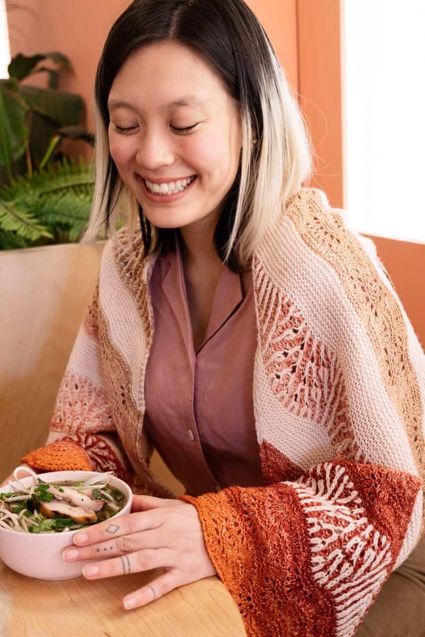 Highlands Sunset Shawl Knitting Kit - Image 19