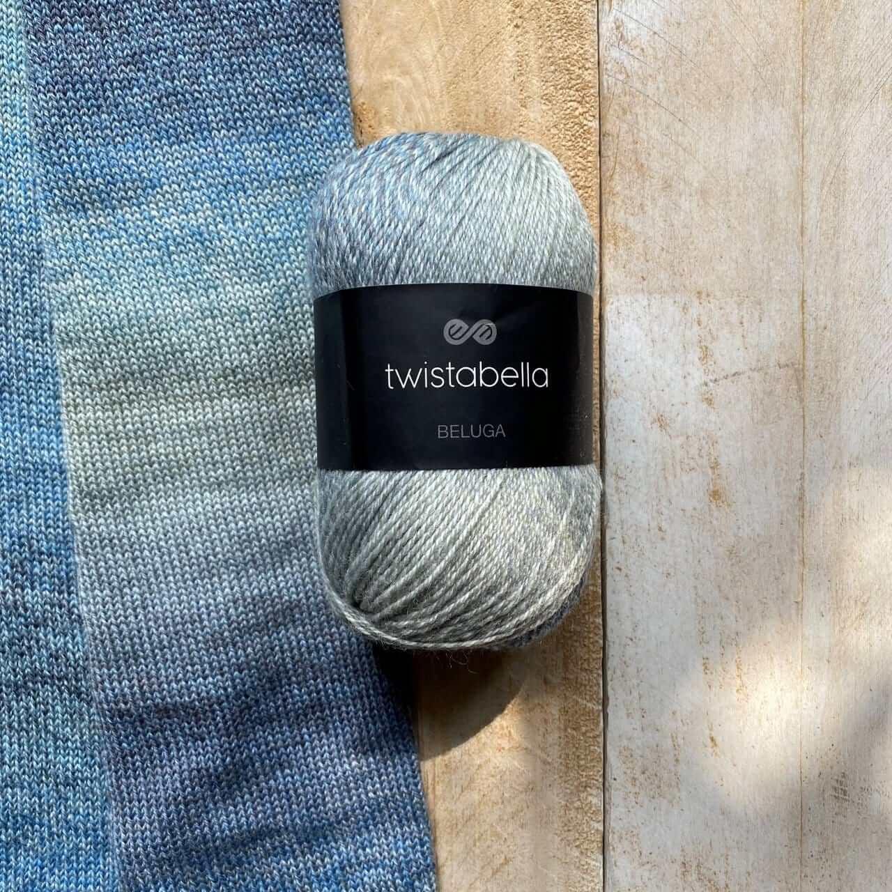 Gradient yarn Twistabella - Ombre colored stripes - Image 3
