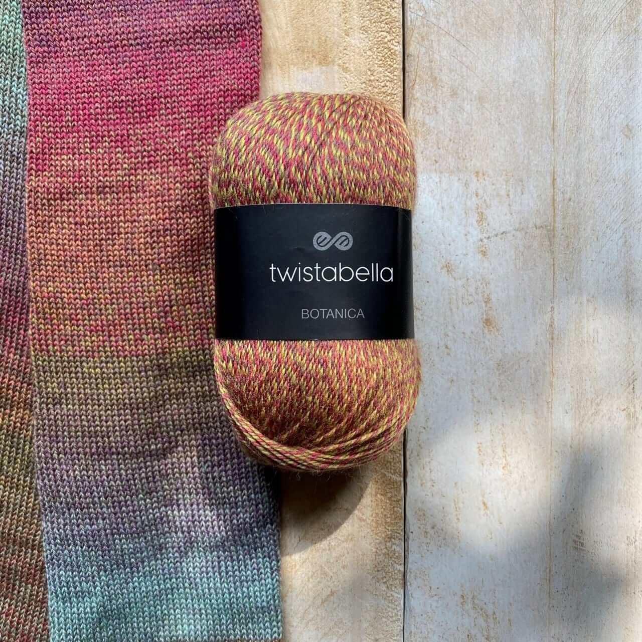 Gradient yarn Twistabella - Ombre colored stripes - Image 4