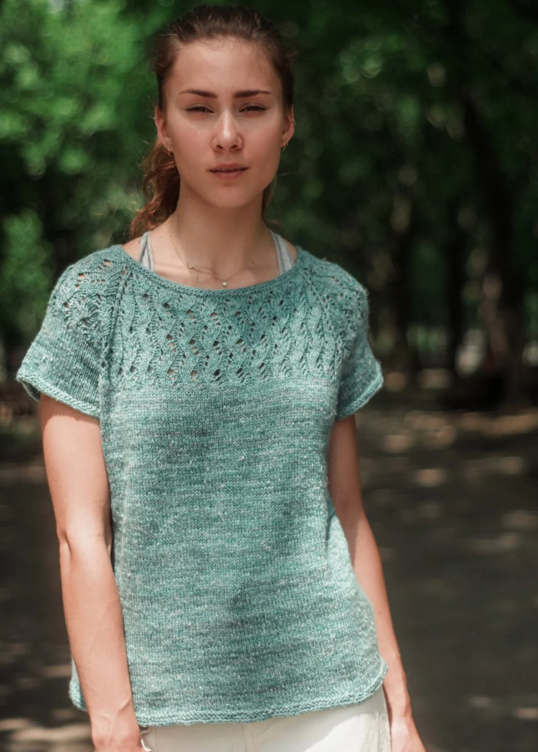 Le Coeur est un Oiseau Pullover | Knitting pattern and Optional kits - Image 2