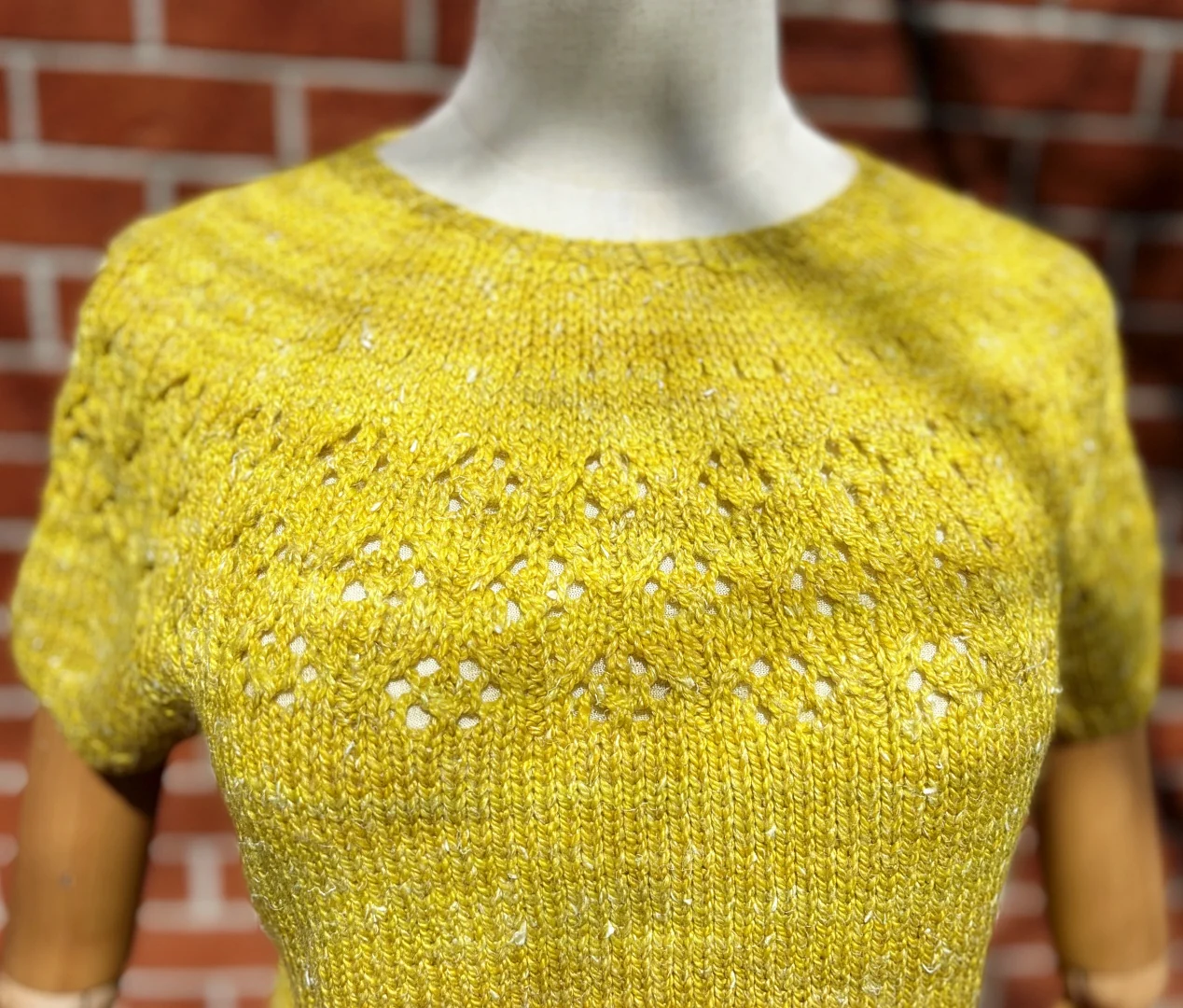 Marguerite Top | Knitting Kit - Image 2