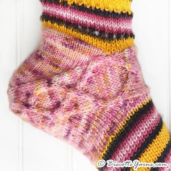 Mary-Jane Memories Socks - Knitting pattern - Image 2