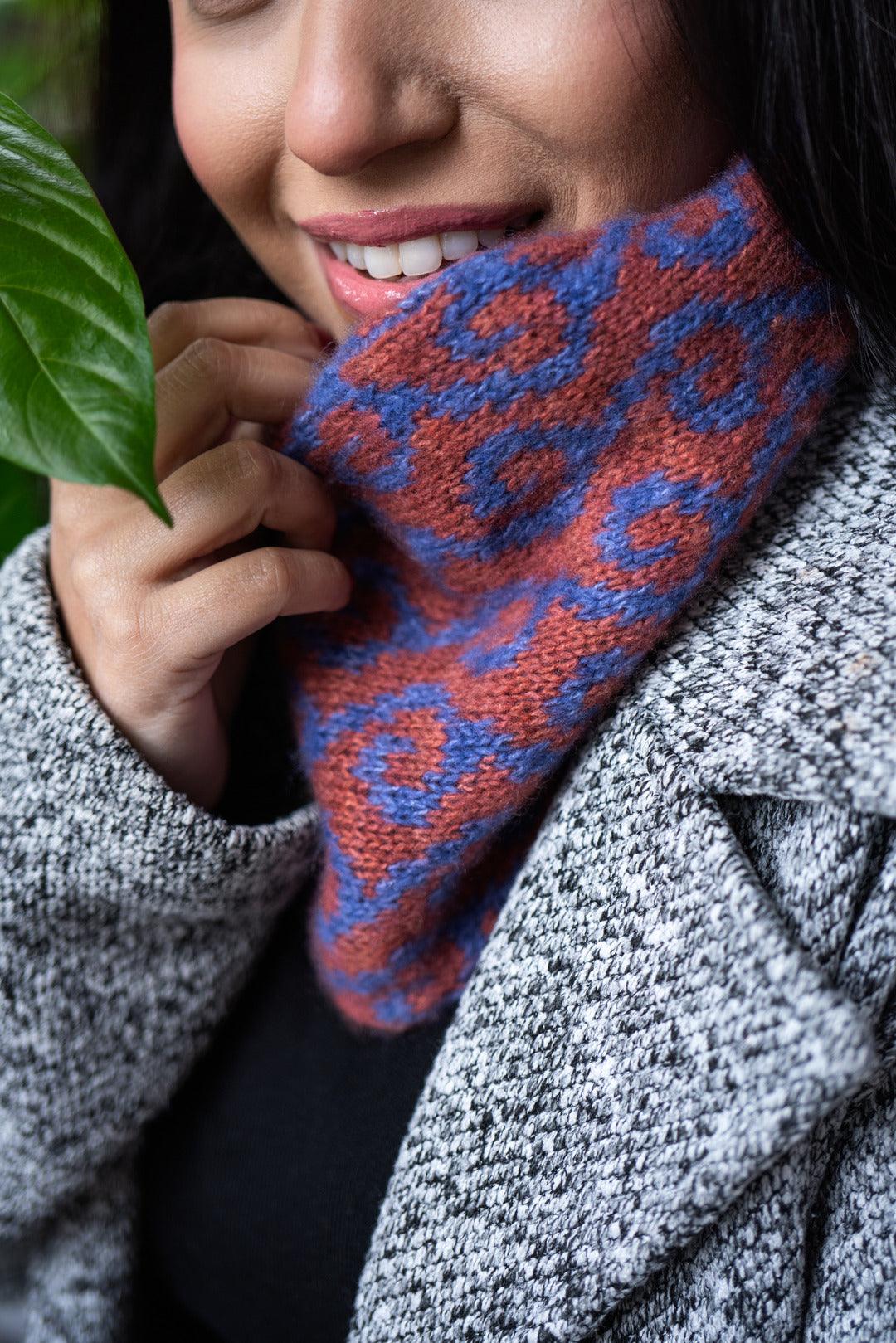 Mirrored Cowl - KNITTING KIT