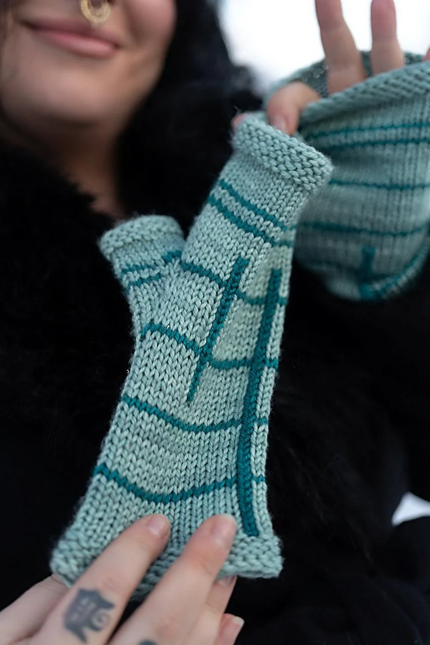 Octothorpe Mittens - KNITTING PATTERN - Image 5