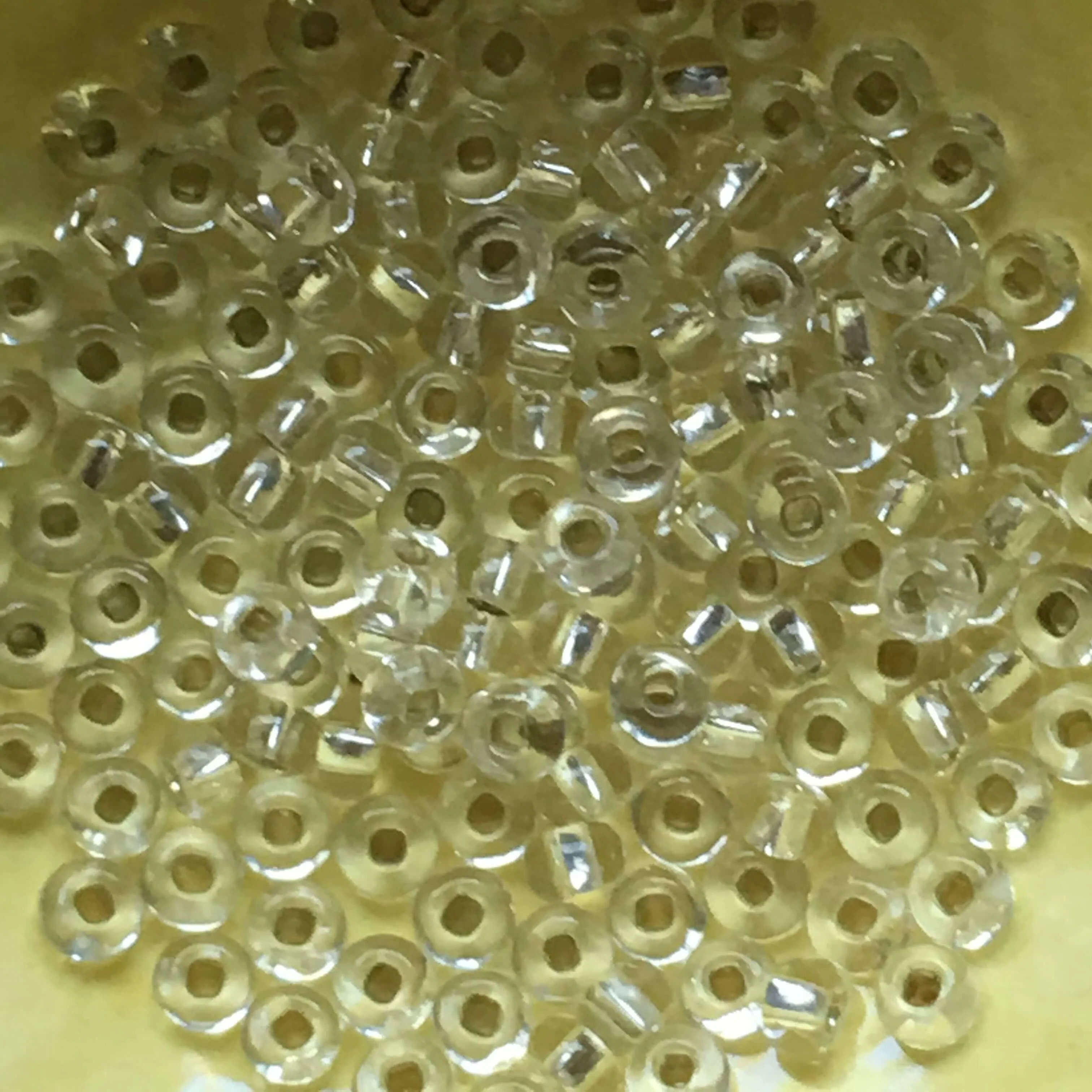 Czech Seed Beads Beads 6/0 (4mm) - Image 7
