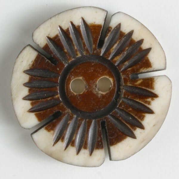 Button made of horn 6058