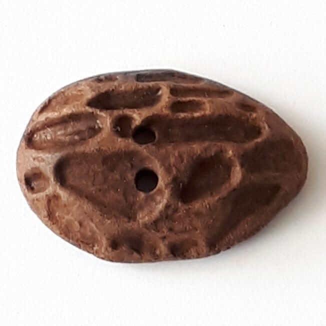 Wooden button 2404