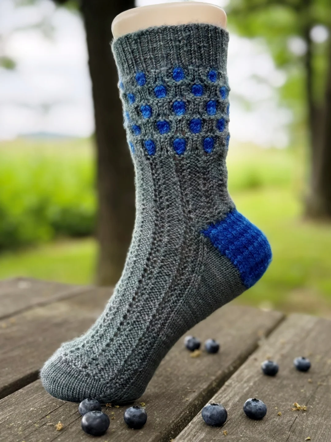 La Route Des Bleuets Socks - Knitting pattern and Optional kit