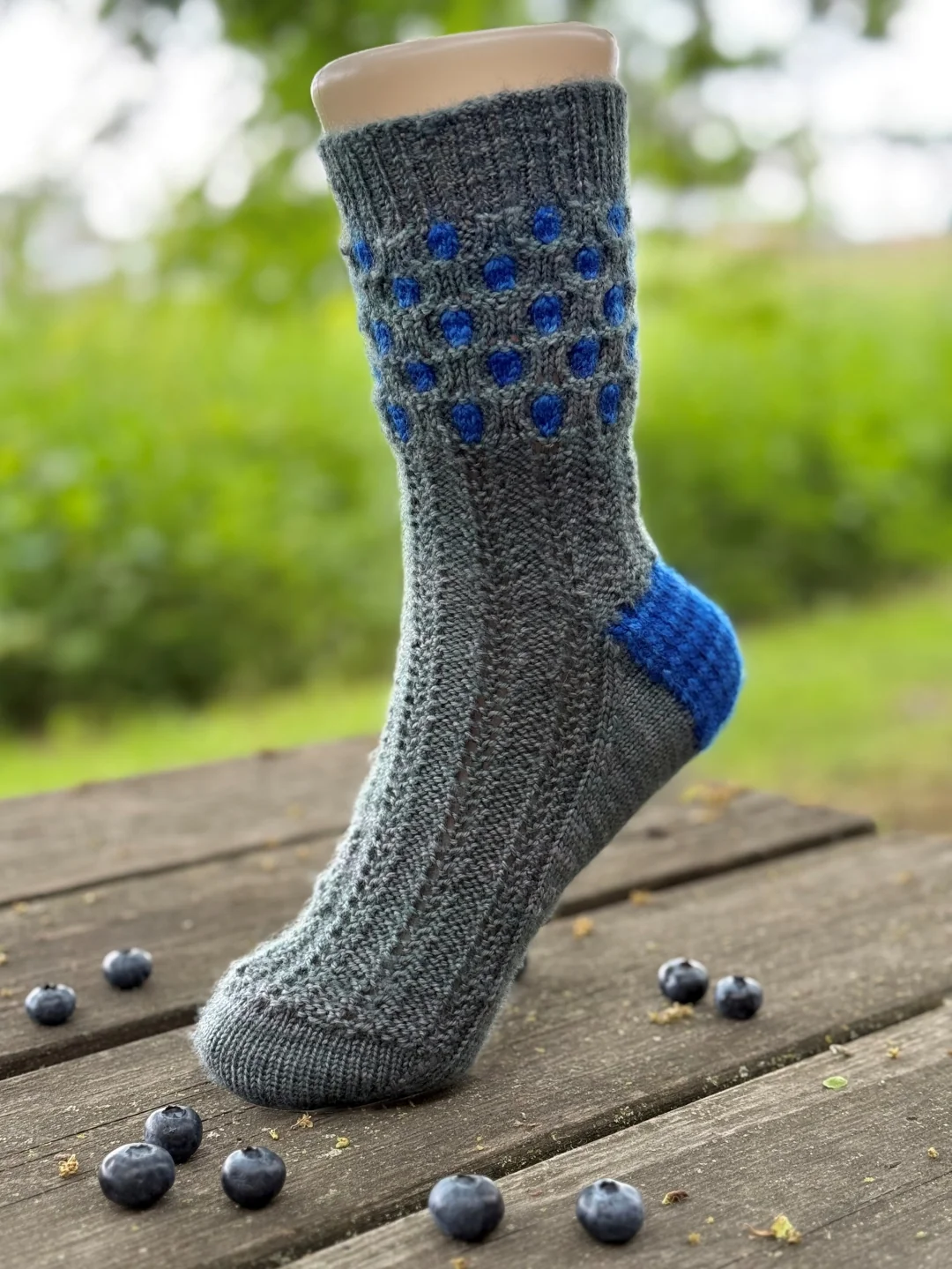 La Route Des Bleuets Socks - Knitting pattern and Optional kit - Image 2