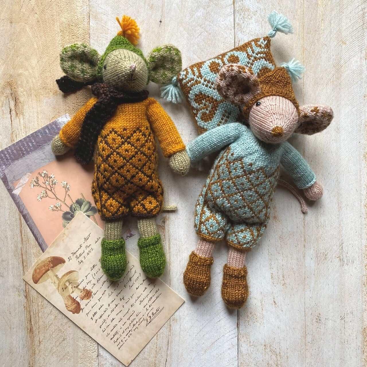 Selbie Mouse Knititng Kit - Image 6