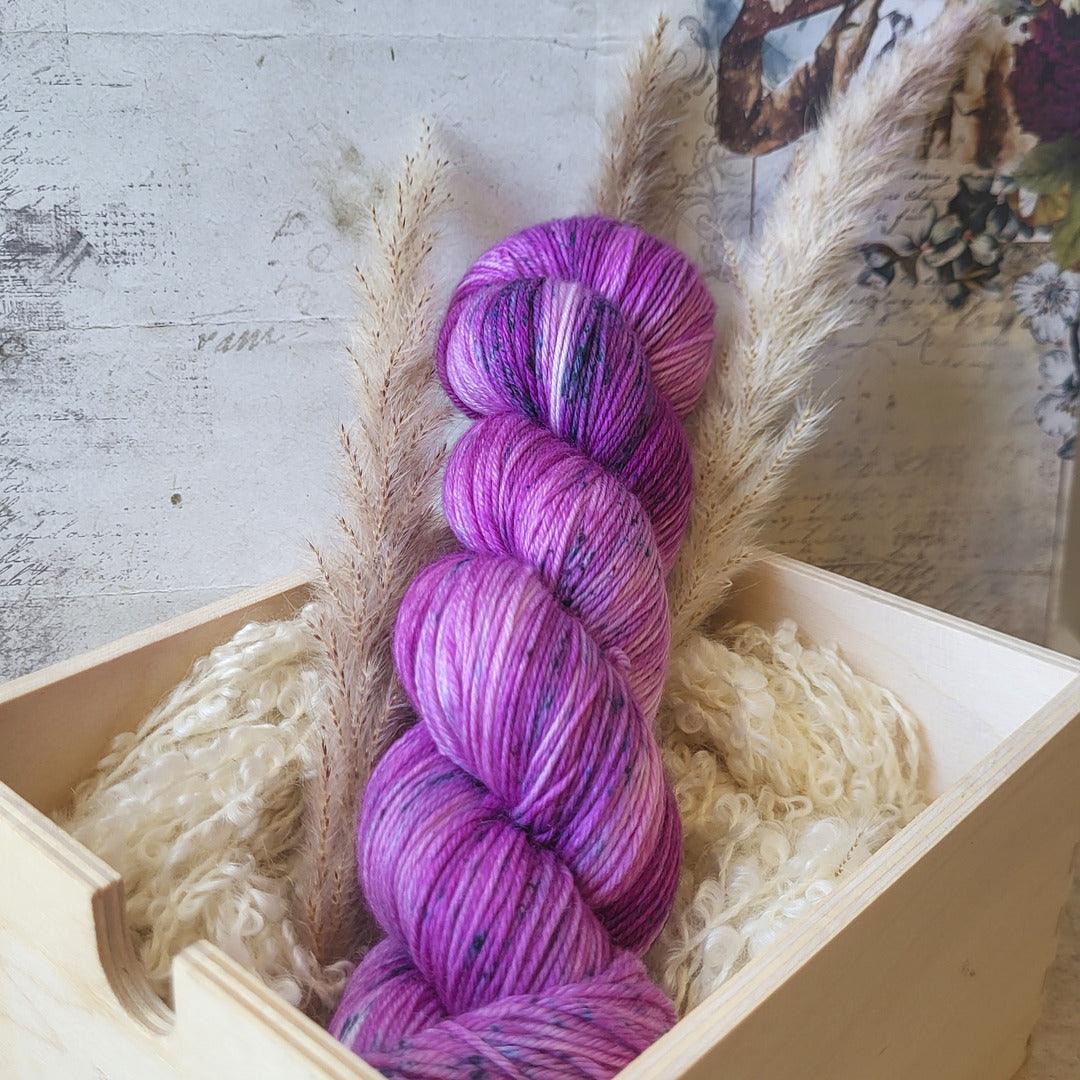 Stratum Socks | Knitting kit - Image 5