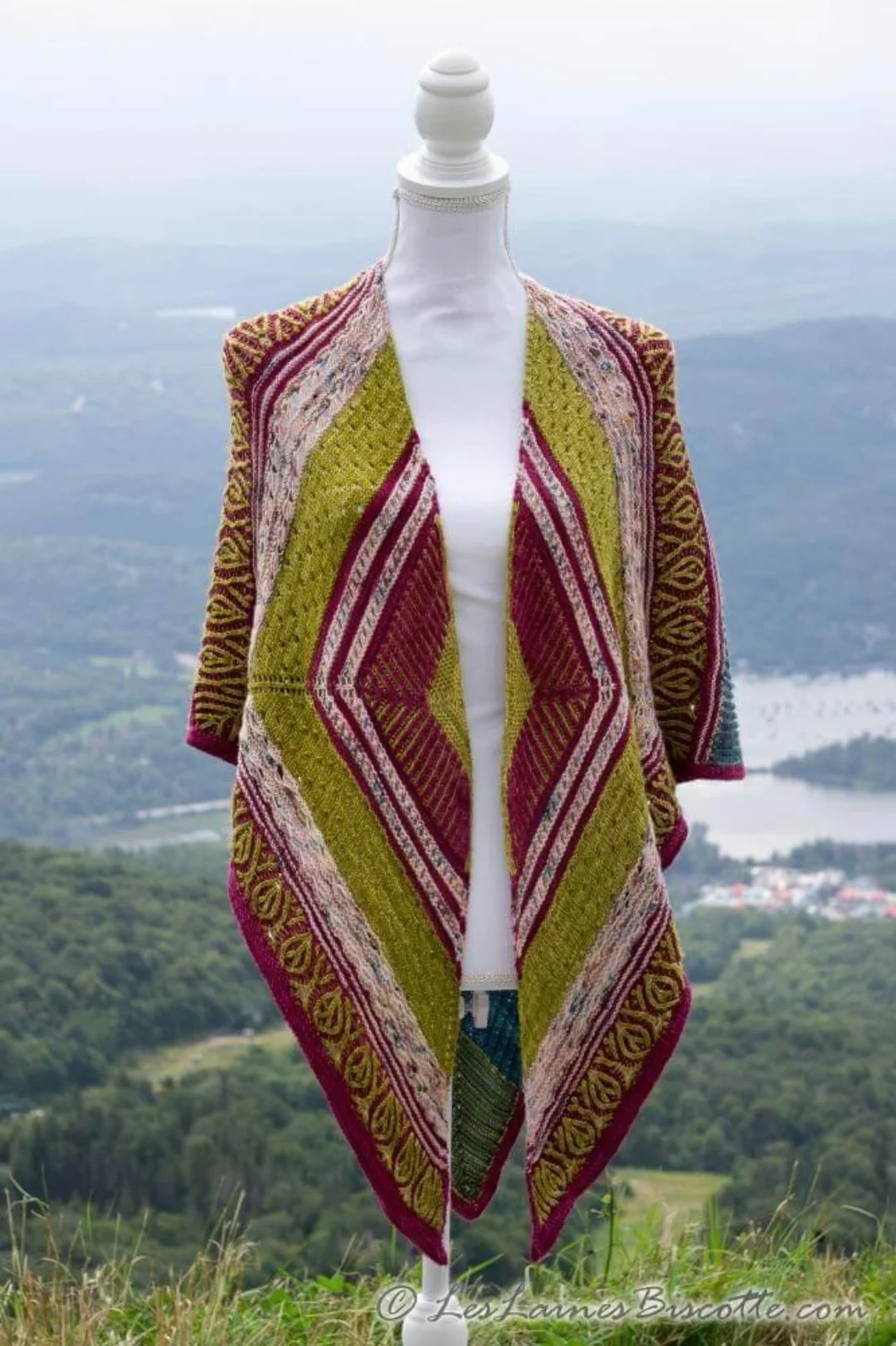 Triptyque Shawl | Knitting pattern and Optional kits - Image 10
