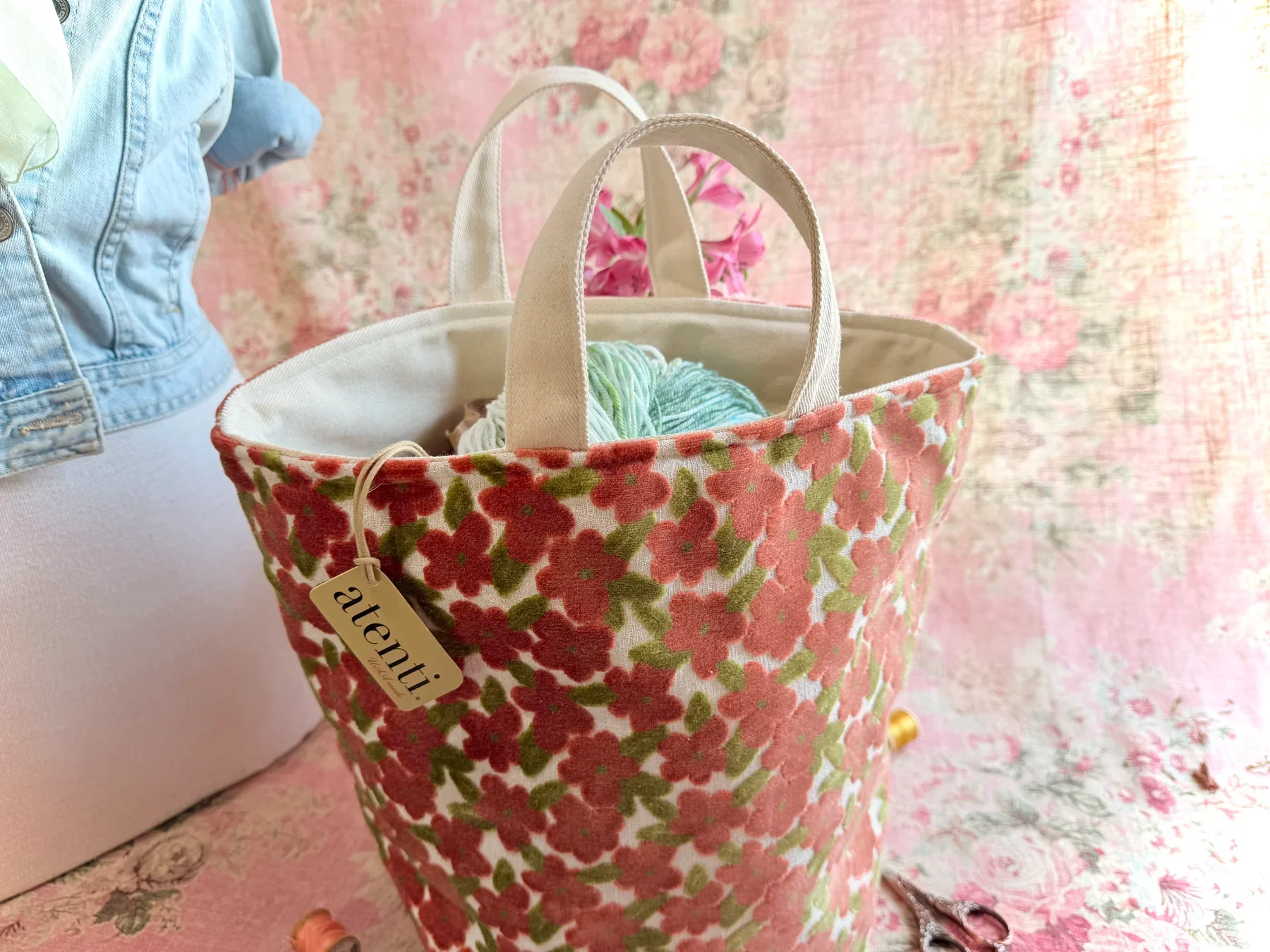 Velvet Daizy Hope Basket - Image 4