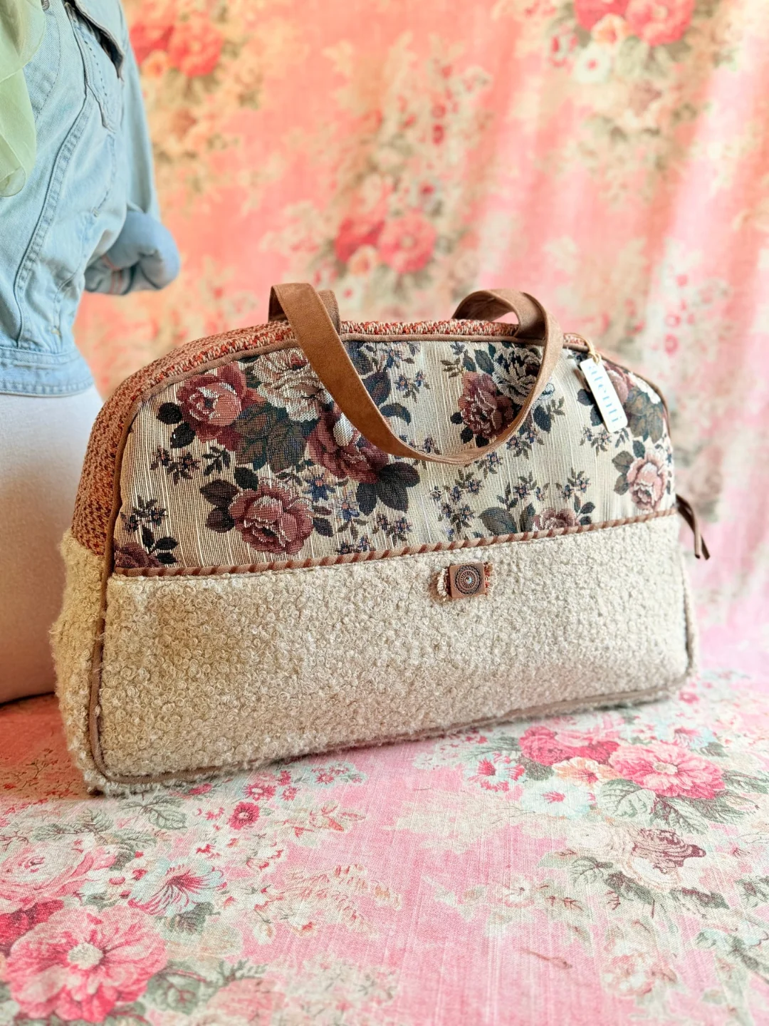 Limited Edition Vintage Rose Tapestry/Sherpa Overnighter - Image 4