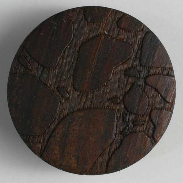 Wooden button 2036