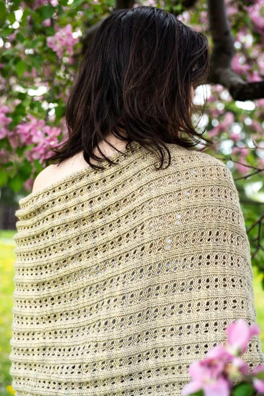 Zulia Poncho Knitting Pattern - Image 32